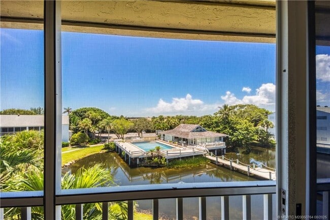 Building Photo - 1550 NE Ocean Blvd Unit B304 Rental