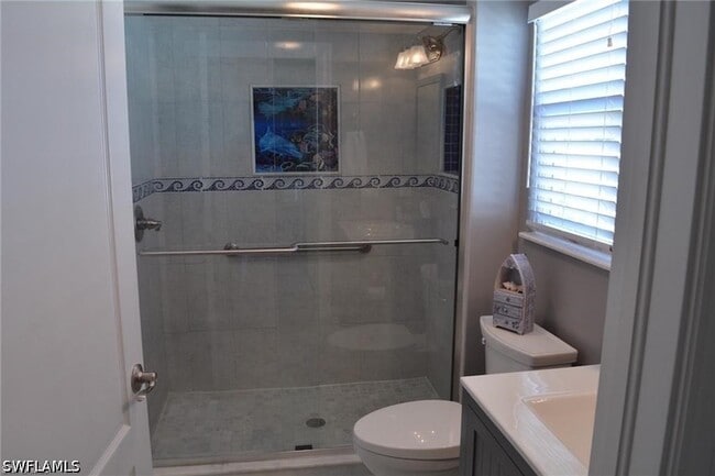 Photo - 74 2nd St