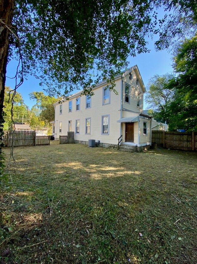 Photo - 559 E Epworth Ave