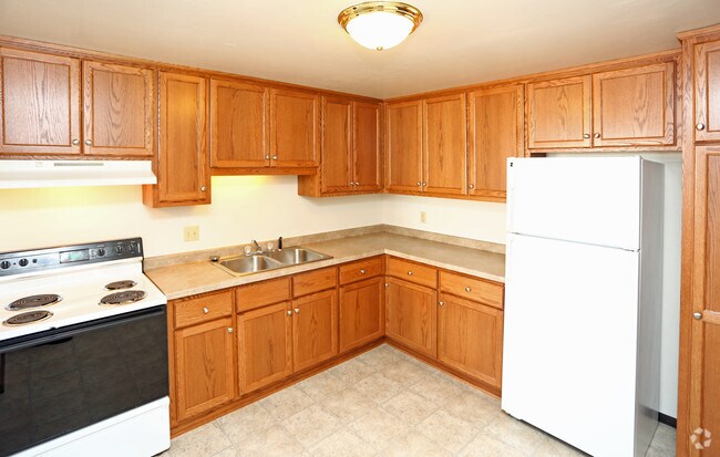 Photo - 733 - 743 Chapel View Rd