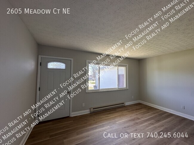 Photo - 2605 Meadow Ct NE