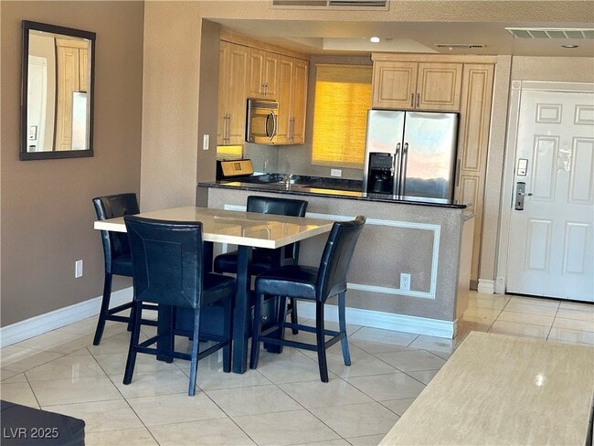 Building Photo - 210 E Flamingo Rd Unit 322