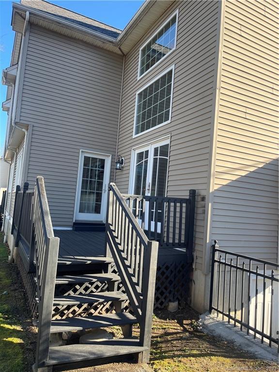 Photo - 40 Corinthian Ave