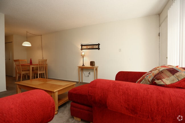 Cabana Club Apartments