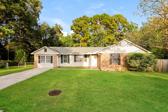 Great 3 Bedroom Home in Goose Creek - Great 3 Bedroom Home in Goose Creek