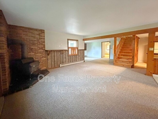 Photo - 255 Rawle St