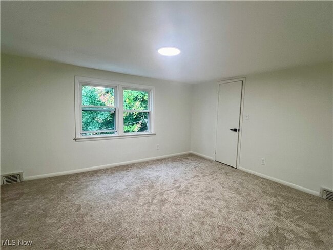 Building Photo - 2331 Milton Rd Rental