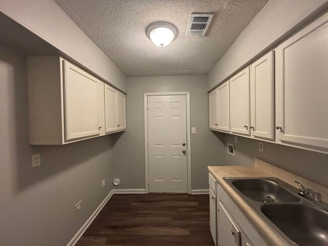 Photo - 1425 Todds Creek Cove