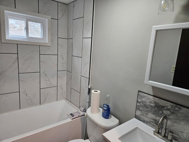 Photo - 11 Willow Ave Unit 1st Floor