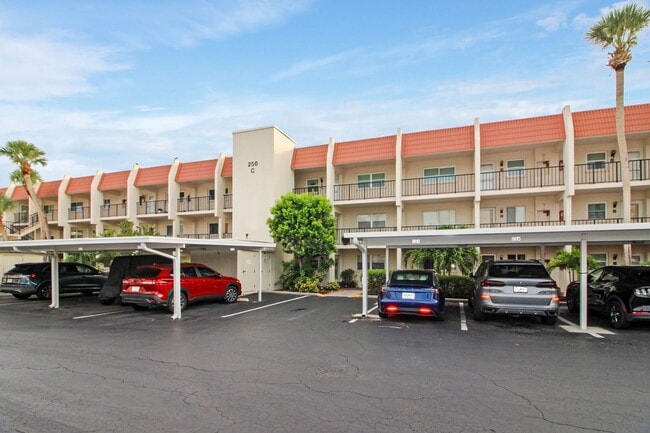 Building Photo - 250 Santa Maria St Unit 317