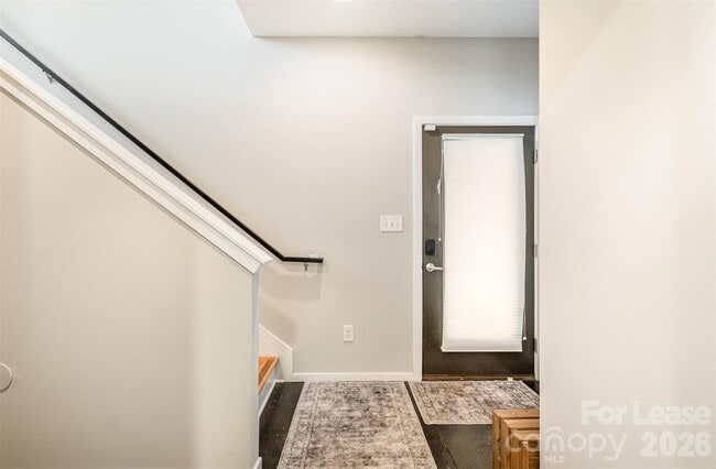 Photo - 925 Westbrook Dr