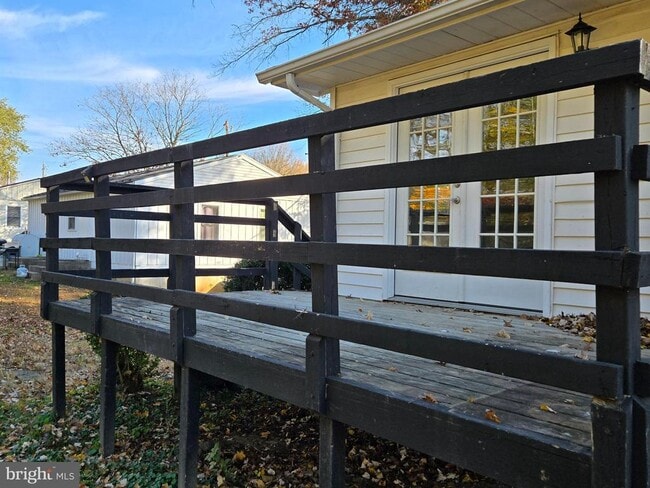 Photo - 341 S 26th St