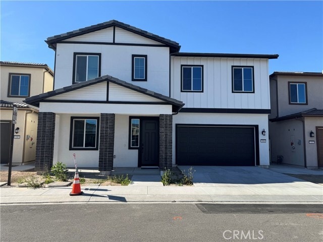 Building Photo - 114 Pansy