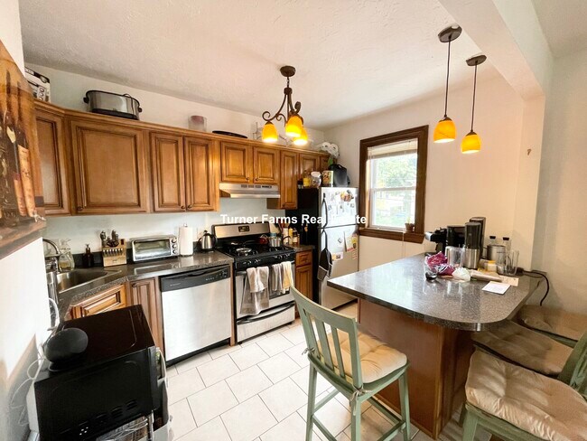 Photo - 87 Sheridan St Apartments Unit 3