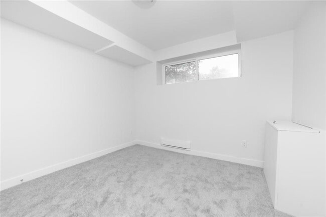 Photo - 92 Pilgrim Ave