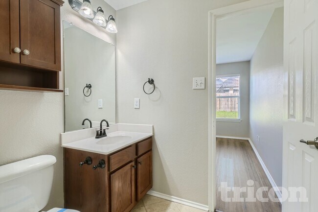 Photo - 10317 Fossil Valley Dr