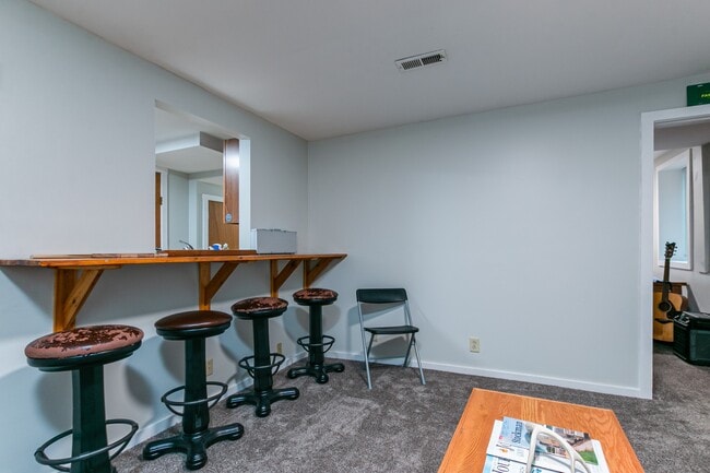 Photo - 1605 Leavenworth St Unit Basement