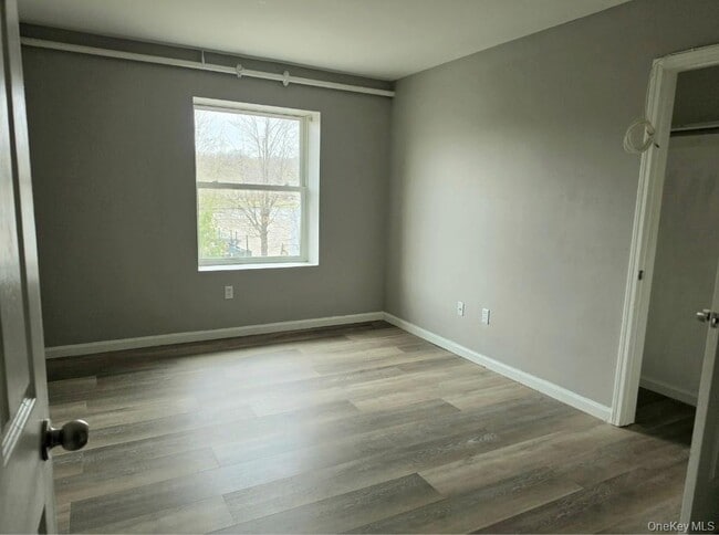 Photo - 13 Lake St Unit 205