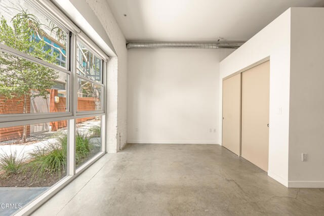 Photo - 527 Molino St Unit 124