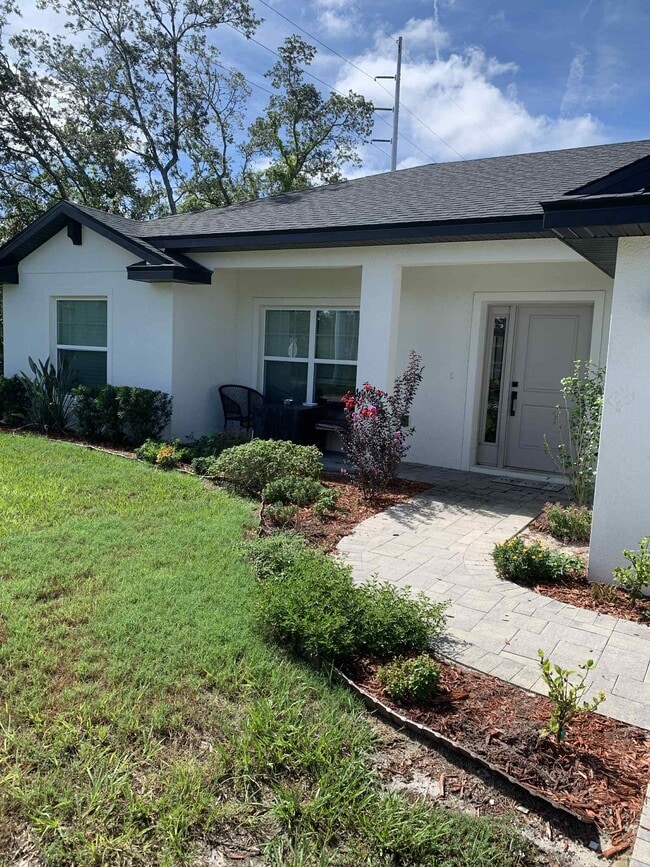 Building Photo - 2740 E Nectarine Rd Rental