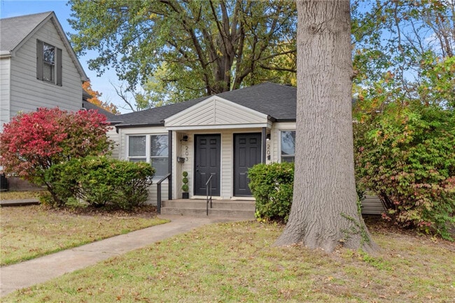 Photo - 203 N 28th St Unit 203