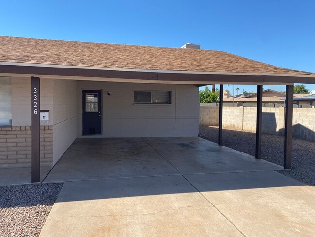 3326 S Country Club Way