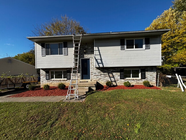 Building Photo - 5015 Abbydale Ct