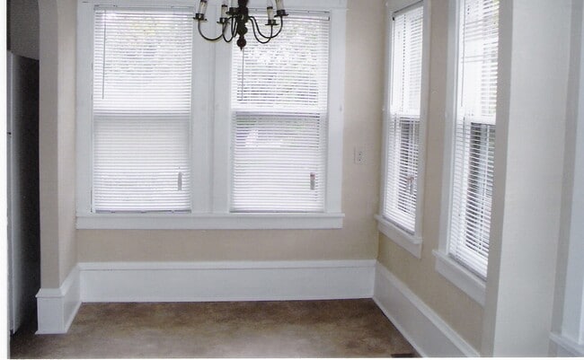 Dining Area - 111 Main Ave W Unit 202