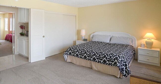 Photo - Beautifully Furnished Condo with Mountain Views