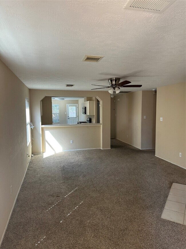 Photo - 16939 Suffolk Bridge Ln