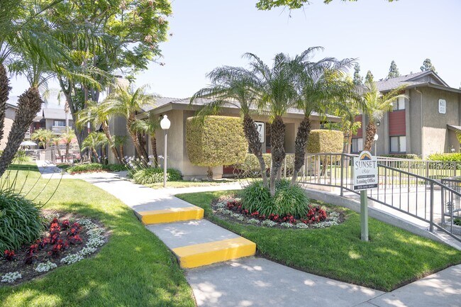 Sunset Ridge Apartments