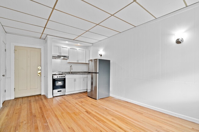 Photo - 1442 W Howard St Unit 12