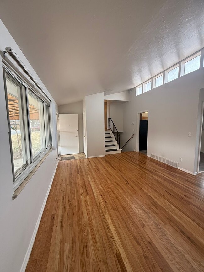 Photo - $0 DEPOSIT OPTION, CHARMING 3 BED 2 BATH TRADITIONAL HOME!! HUGE YARD, STEPS FROM PEORIA STATION