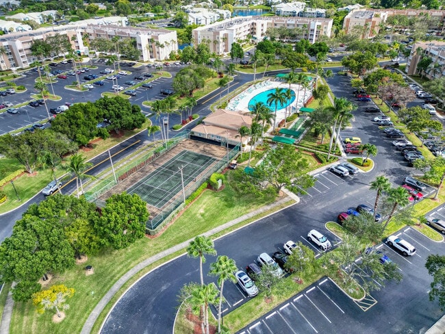 Photo - 9580 Weldon Cir