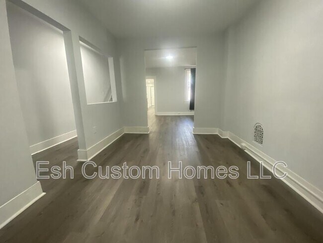 Photo - 611 S Prince St