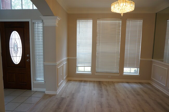 Photo - 4607 Forest Home Dr