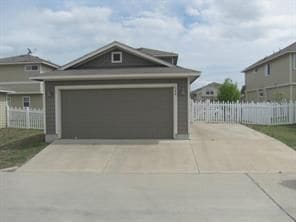 Photo - 504 Rolling Oak Dr