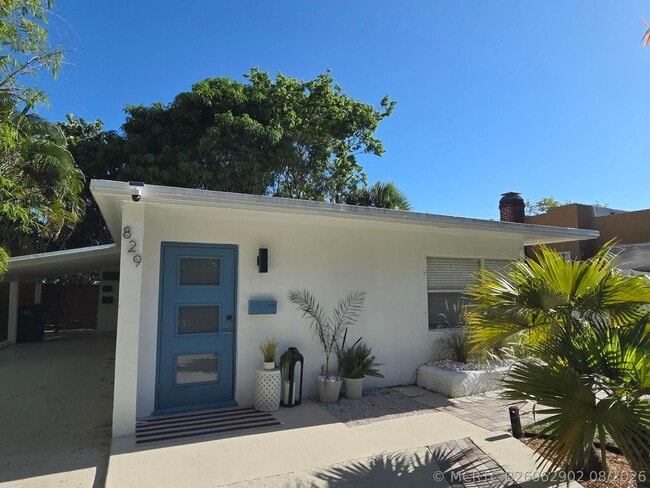 Photo - 829 Macy St