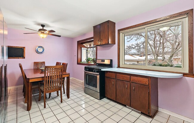 Photo - 10657 Laramie Ave