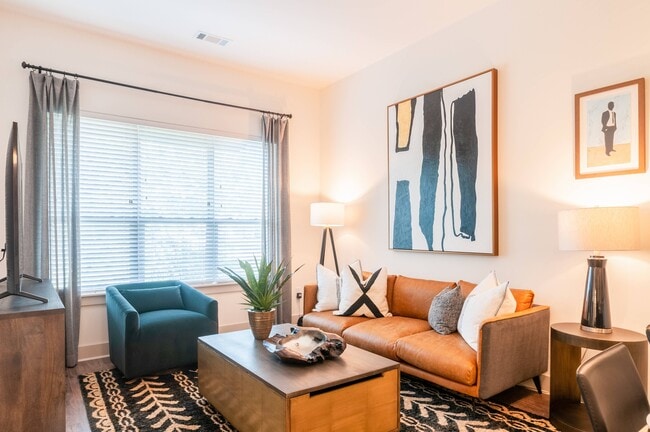 Apartment Living Area - The Point at Exton