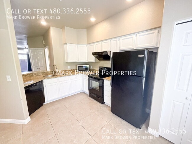 Photo - 500 N Roosevelt Ave