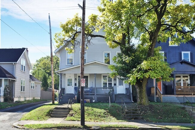 Photo - 127-129-129 E Hudson St Unit 127