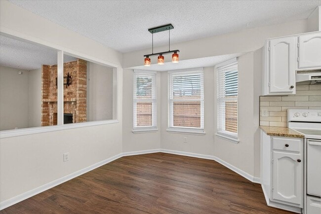 Photo - 4026 Northwood Dr