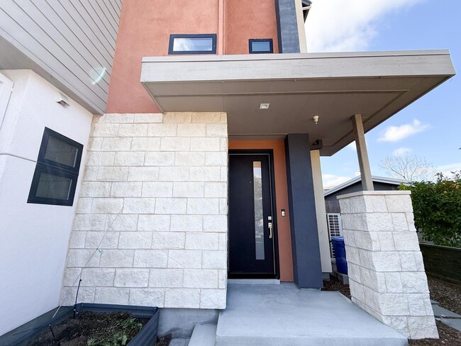 Photo - Newer Modern Single Family Home With Cupertino Schools