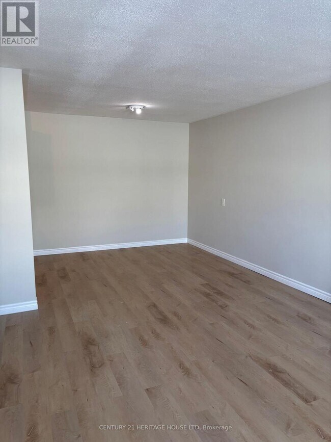 Photo - 31 Parkside Dr Unité 109