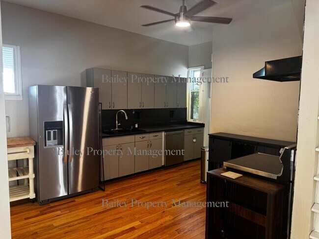 Photo - 1823 Stevens Ave