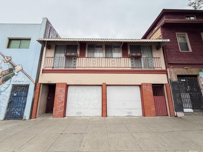 Building Photo - 725 Harrison St Unit B Rental