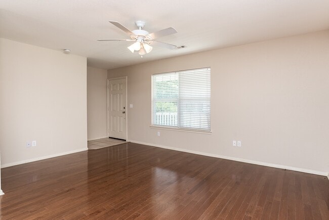 Photo - Appliances Included!