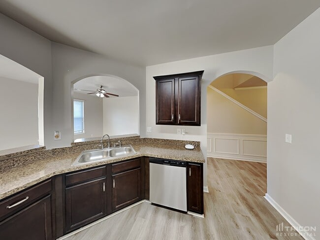 Photo - 37 Longleaf Cir