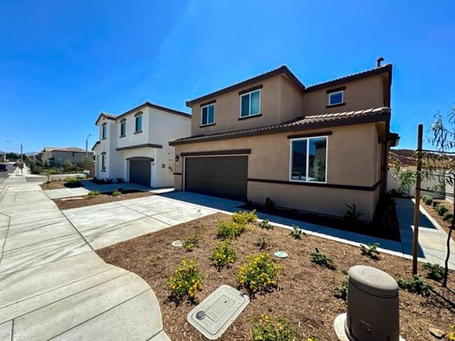 31799 Woodbank Wy